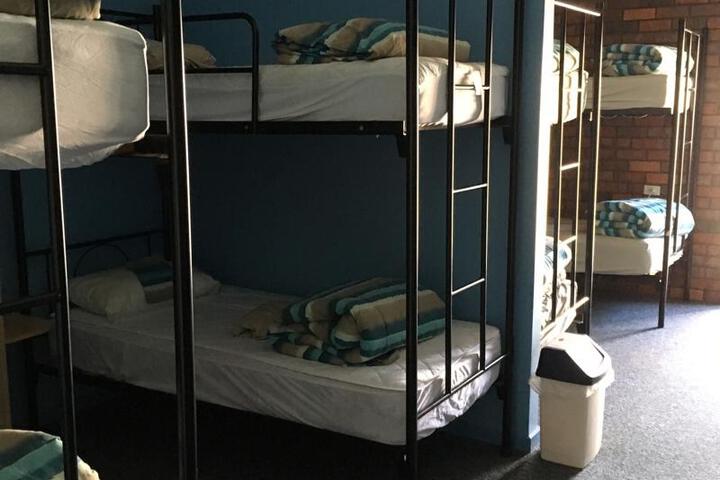 Photo 12