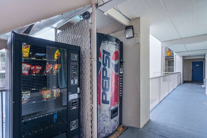 Vending machine