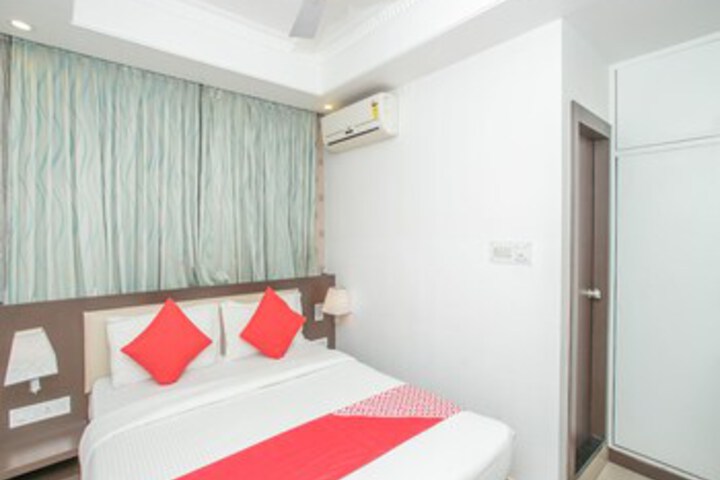 Room 17 of 31
