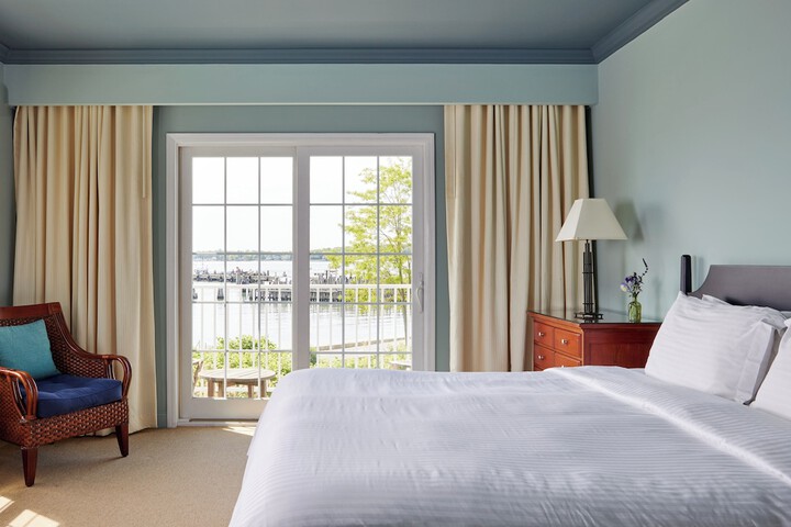 1 King Bed Partial Harbour View Balcony (6 of 42)