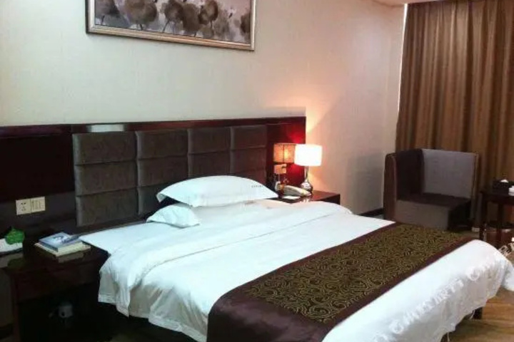 Shenglong Holiday Hotel