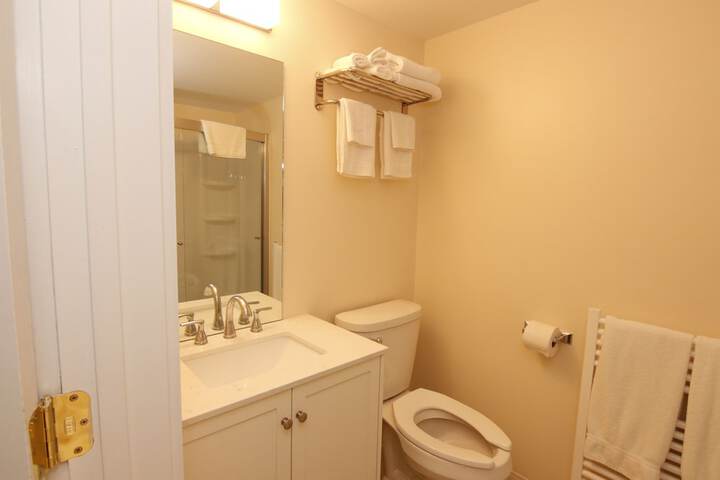 Room 13 of 26