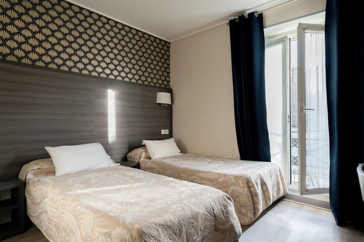 Room 21 of 31