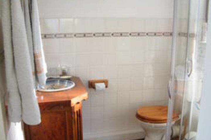 Room 5 of 25