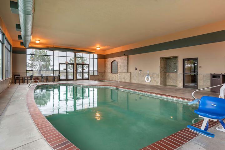 Pool 36 of 53