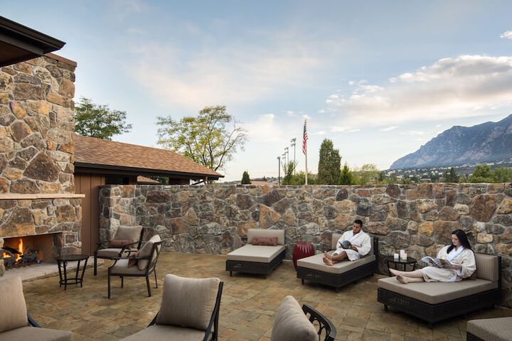 Spa reception