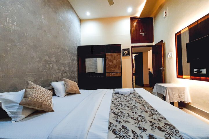 Room 7 of 45