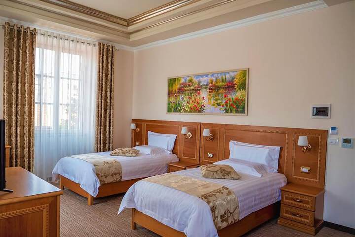 Room 40 of 79