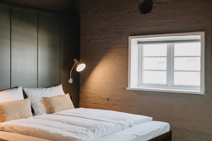 Room 14 of 42