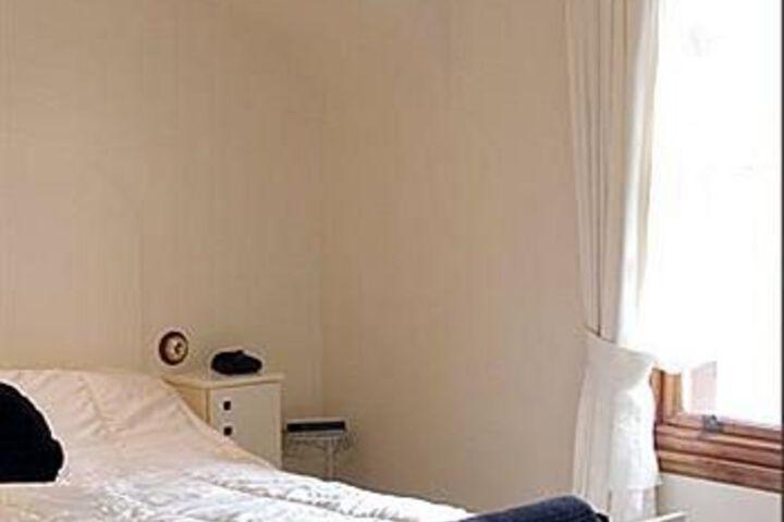 Room 17 of 26