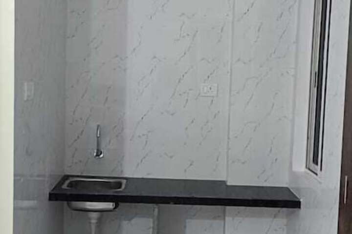 Room 7 of 26