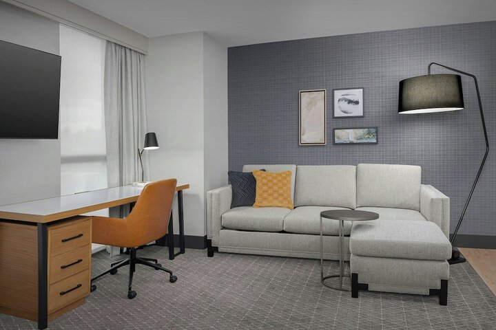 Room 28 of 52