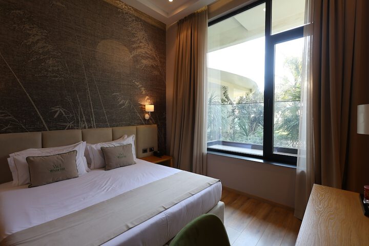 Room 86 of 136