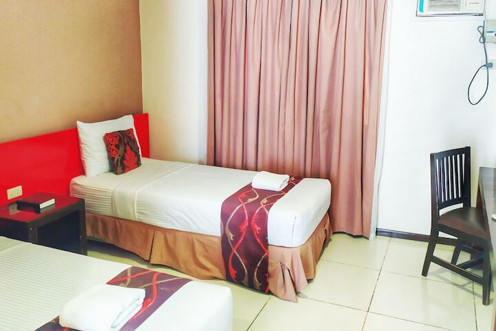 Room 19 of 41