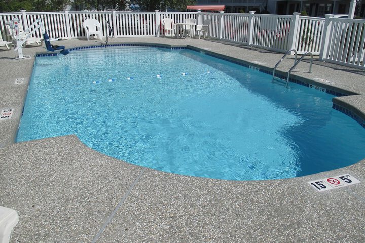 Pool 21 of 50