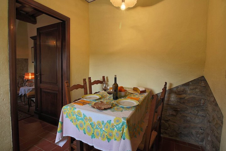 Dining 88 of 113