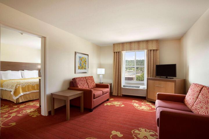 1 King Bed (4 of 20)