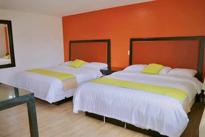 Renovated Kingbed (20 of 38)