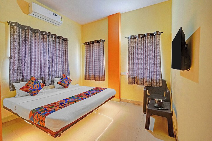 Room 8 of 24