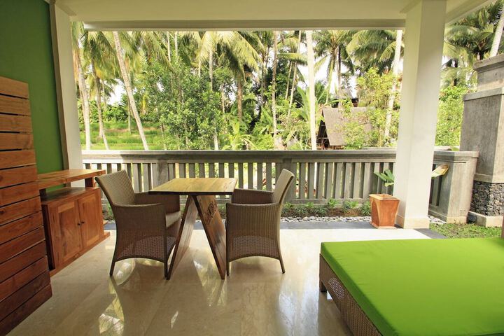 Terrace/Patio 32 of 63