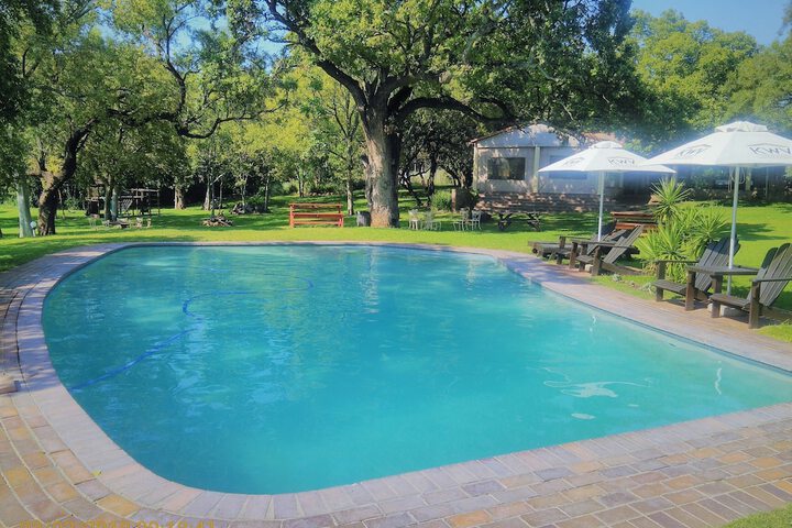 Pool 18 of 52