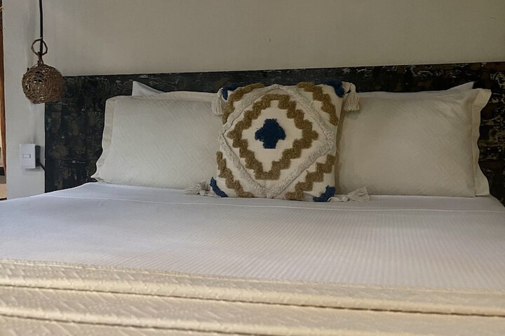 Room 55 of 172