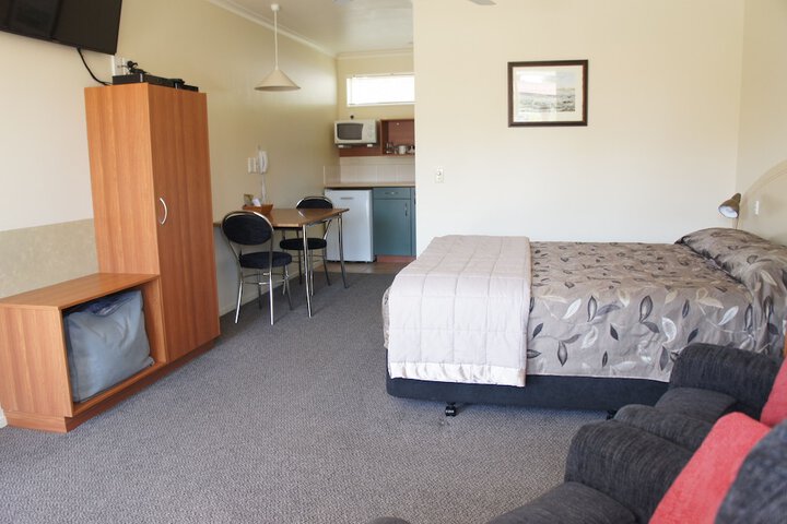 Room 22 of 93
