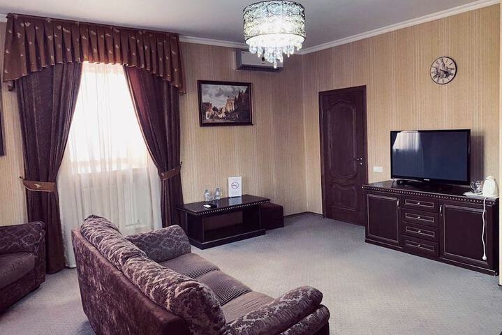Room 19 of 42
