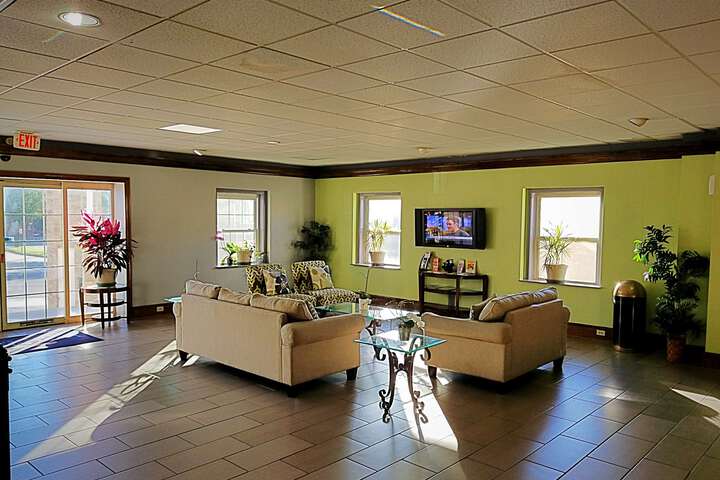 Entrance & Lobby