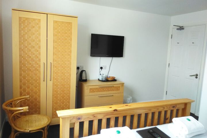 Room 15 of 61