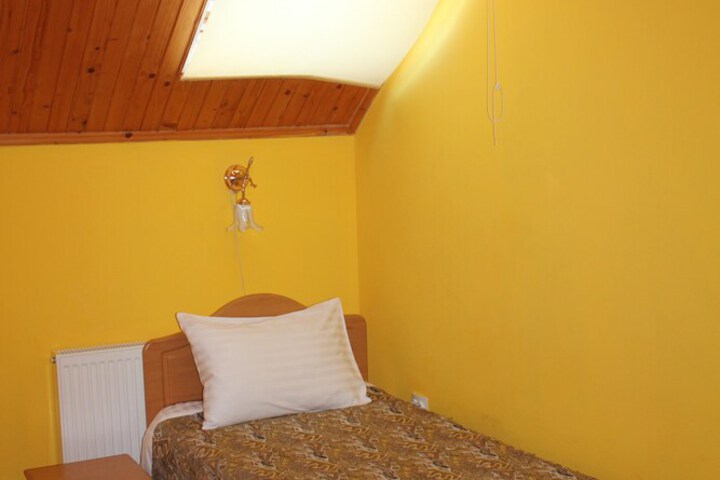 Room 7 of 21