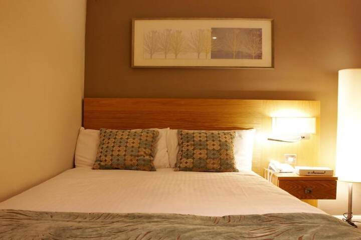 Room 26 of 53
