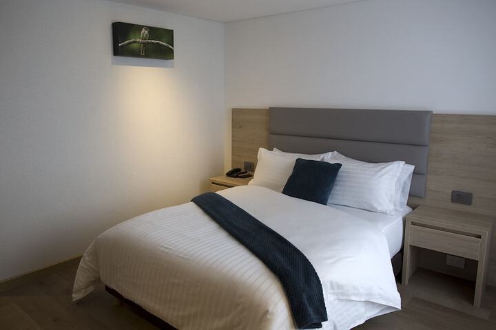 Room 14 of 36