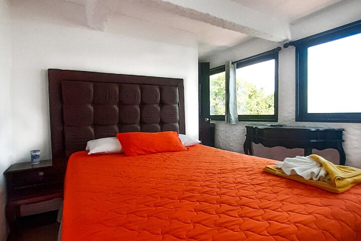 Room 15 of 62