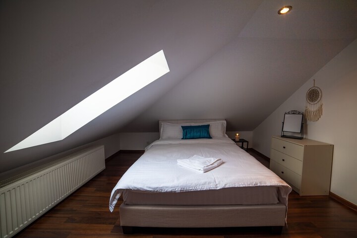 Room 15 of 78