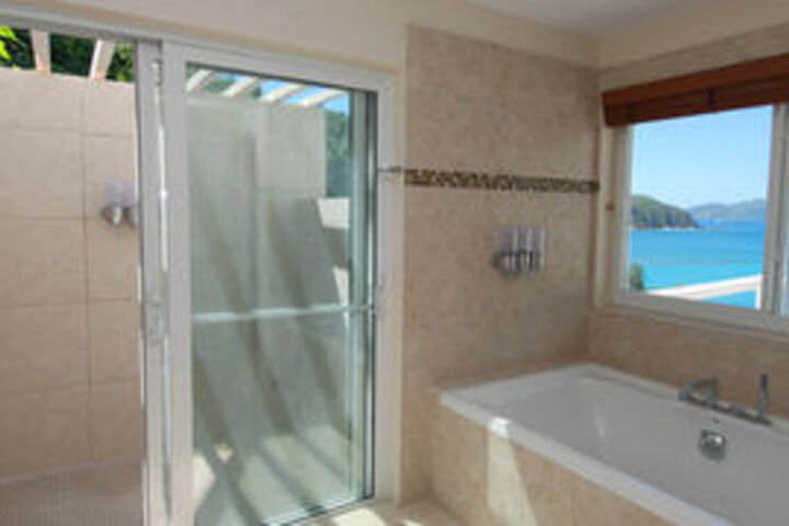Room 4 of 15
