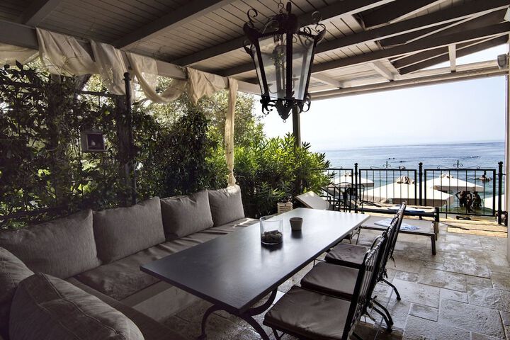 Terrace/Patio 29 of 61