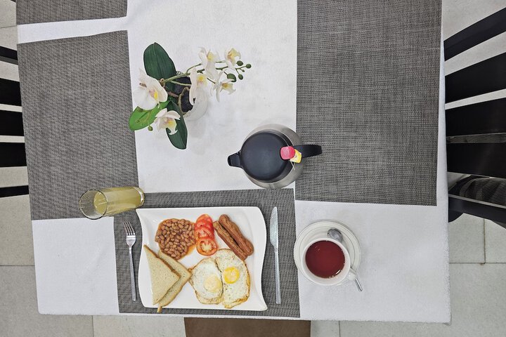 Breakfast/Coffee Service 69 of 79