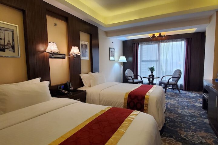 Room 22 of 49
