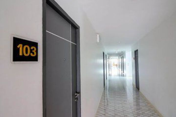 Ballroom/Hall 43 of 61
