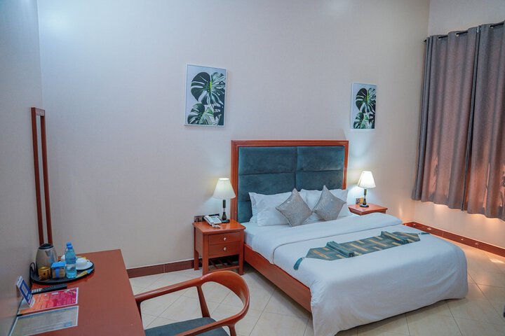 Room 15 of 63