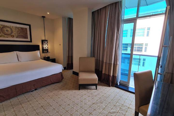 Room 61 of 211