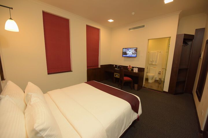 Room 14 of 67