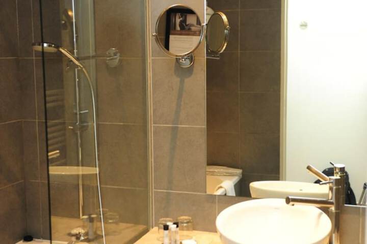 Bathroom Vanities