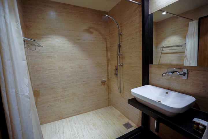 Room 19 of 25
