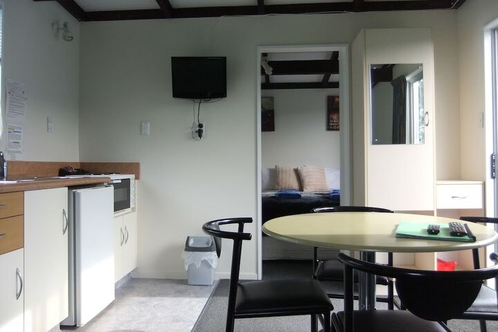Room 13 of 70