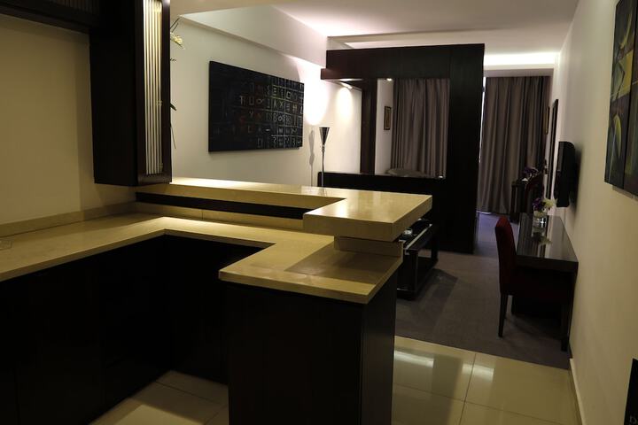 Room 27 of 54