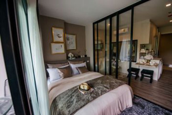 Room 8 of 58