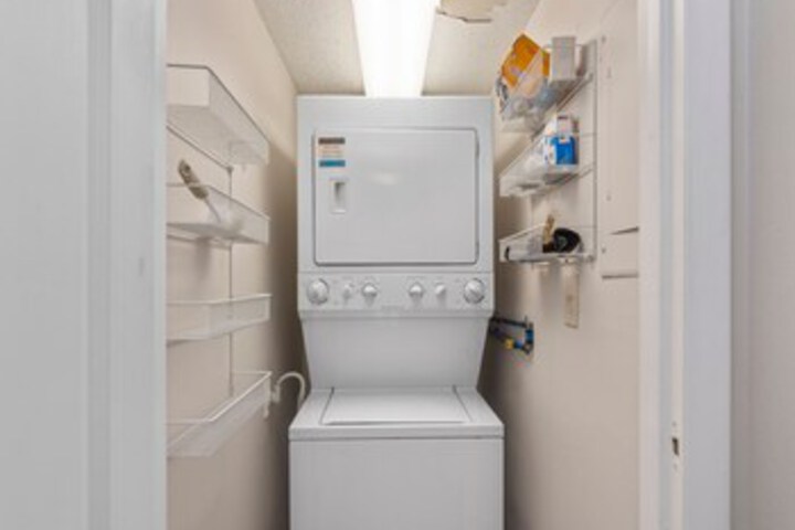 Laundry 32 of 130