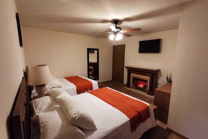 Room 4 of 14